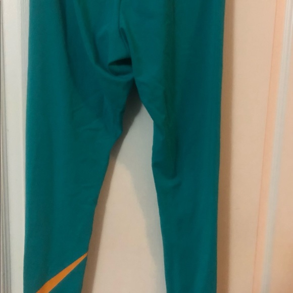 Nike leggings - Picture 10 of 11